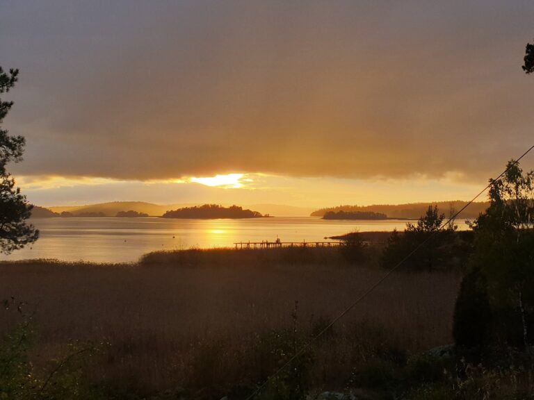 Solnedgång i skärgården