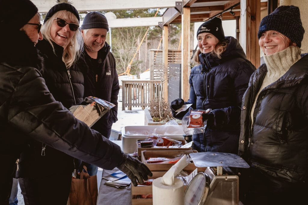 Glada besökare hos ISFISK